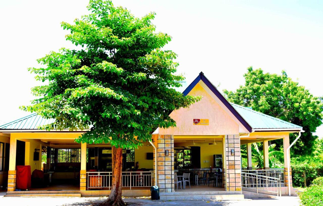 Cba Hotel Tanga Exterior photo